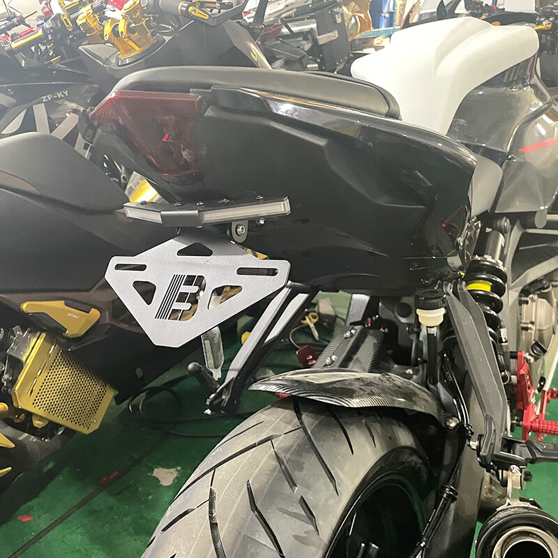 适用于钱江赛600改装车牌架适用款赛短尾牌照架钱江带转向灯2021-20