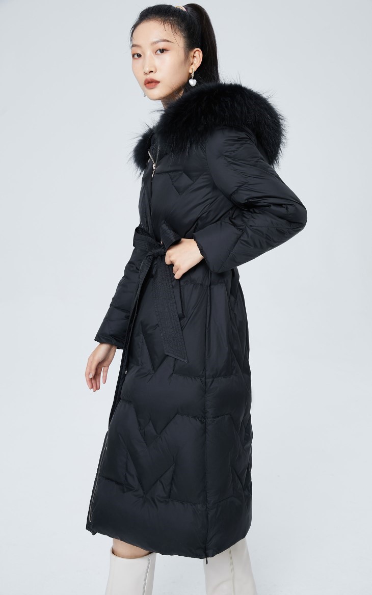 veromoda2021秋季新款长款优雅系带毛领羽绒服女321412012 白 170/88a