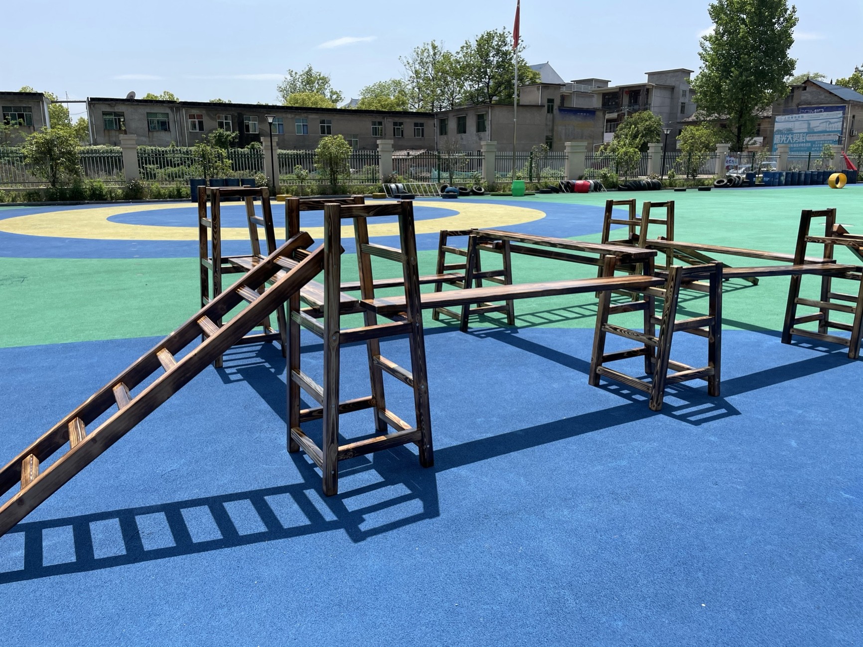 儿童户外碳化攀爬架感统训练组合16件套幼儿园木质游戏体能平衡板碳化