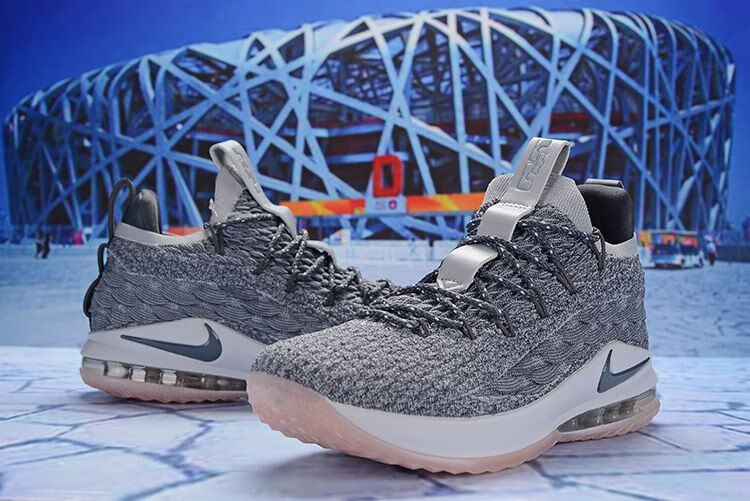 【官方旗舰店】詹姆斯15代男子低帮球鞋女鞋耐磨气垫男女运动鞋高颜值