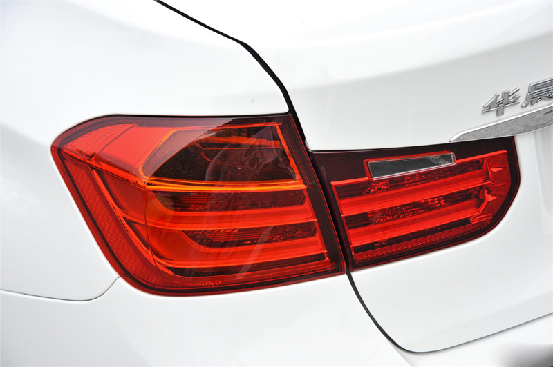 大亦 适用宝马3系f30f35尾灯316灯壳318刹车灯320li328转向灯330后