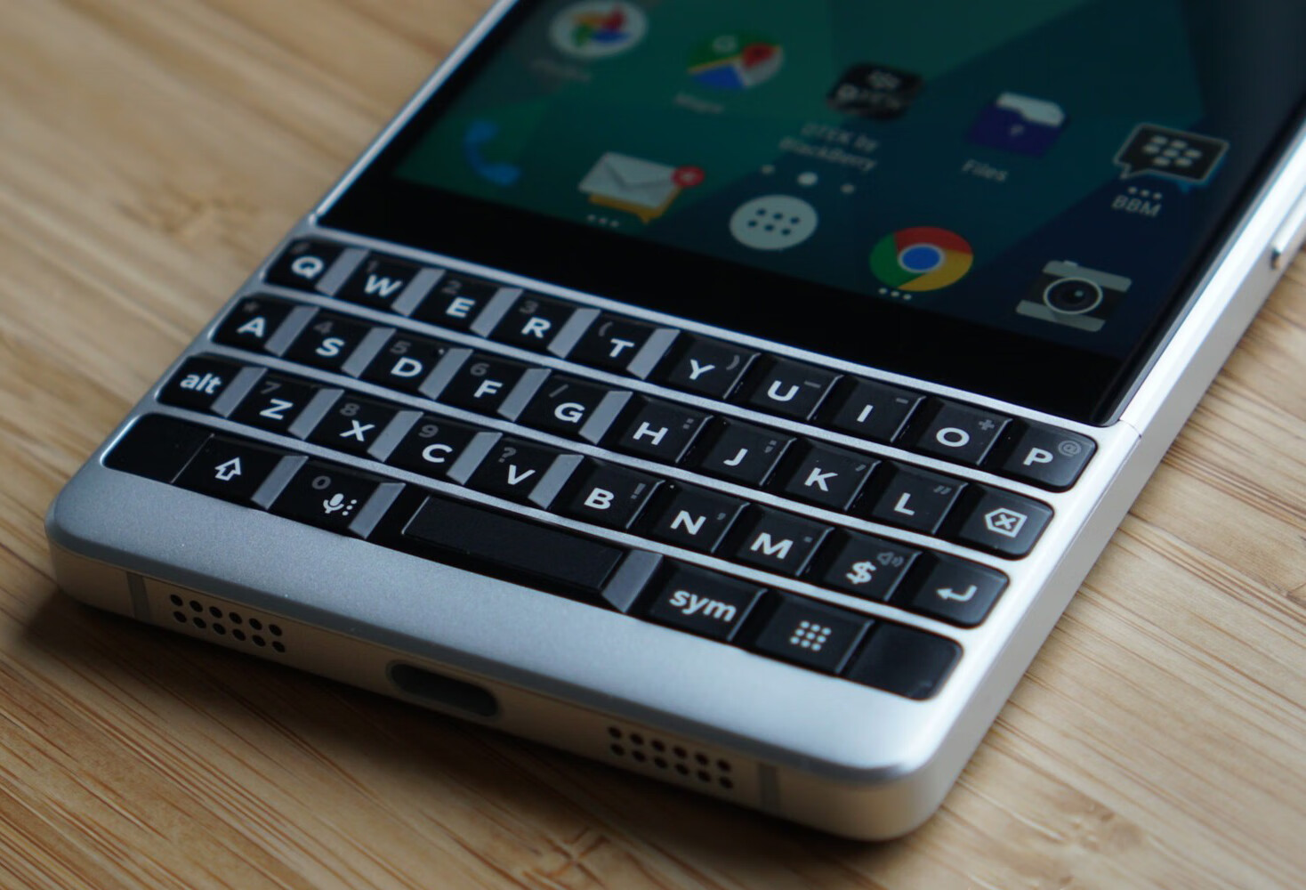 blackberry/黑莓 key2 key2le k2 全安卓安全指纹手机 eu单卡_key2