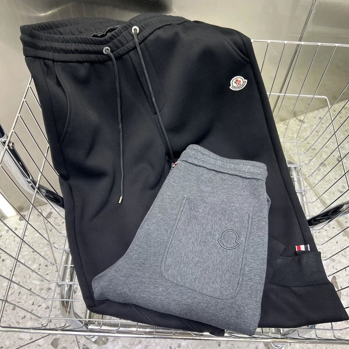 蒙口(moncler秋冬新款加厚纯色休闲裤时尚修身大码束脚裤卫裤男欧洲站