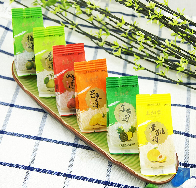 三叔公果肉果冻布丁黄桃香梨芒果菠萝小包散装称重休闲零食 梅果冻