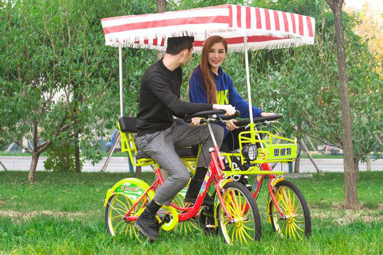 22寸自行车两人情侣骑并排观光旅游四轮自行车 奥22联排双人【一体轮