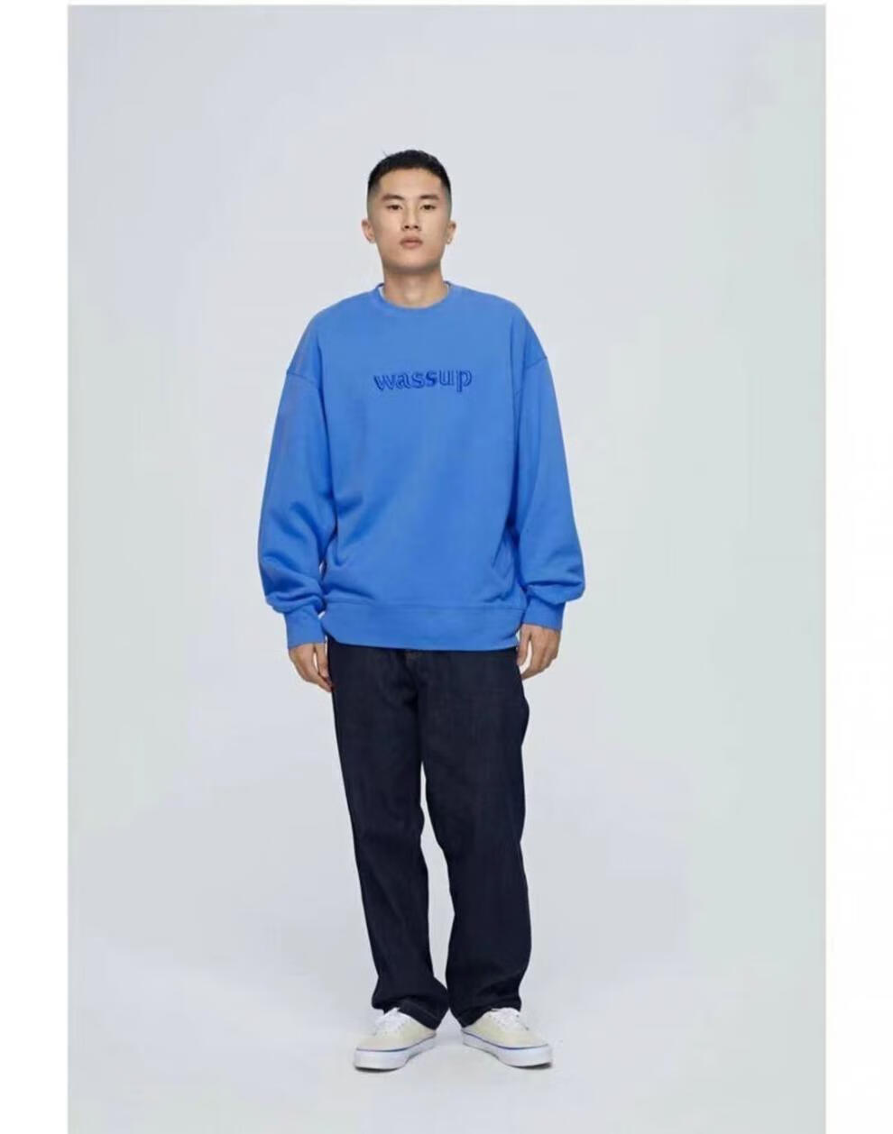 up基础款刺绣圆领卫衣男女套头卫衣宽松大码情侣同款学生上衣 白色