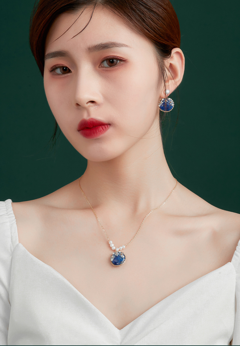 蔻罗亚轻奢珠宝中国风设计感项链2022年新款潮青花原创吊坠锁骨链复古