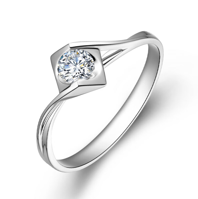 周百福钻戒白18k金钻石戒指求婚结婚戒指女戒天使之吻超值推荐20分h色