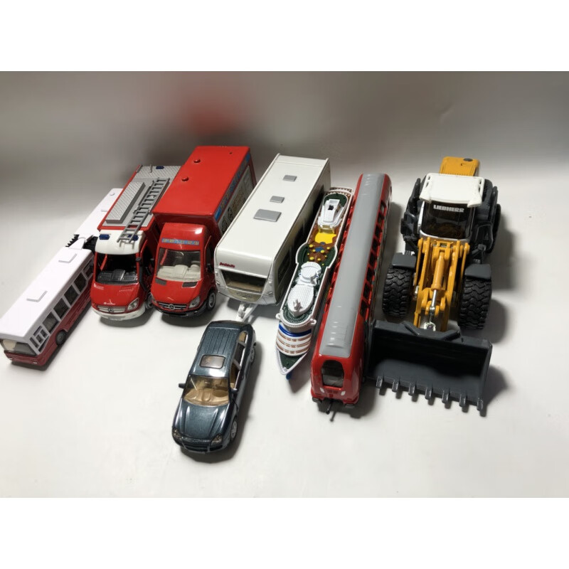 玩具礼品1791/2113/2309/1617耐摔儿童开门 处理原装1007宝马645i微瑕