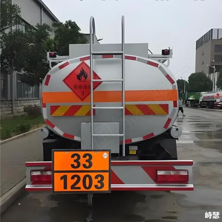 d5552e9bb7a01fc9.jpg