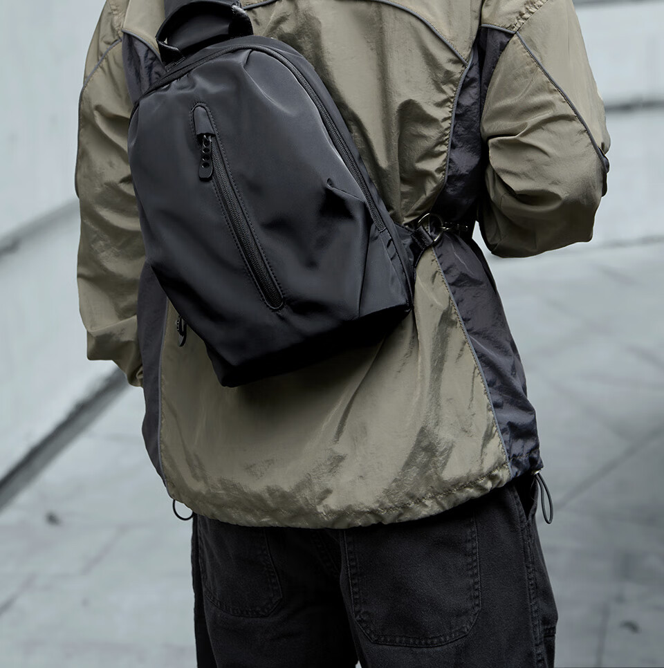 Fanzhe Men's Crossbody Bag 2026 New Fashion Single Shoulder Large Capacity Chest Bag Popular Men's Cycling Backpack Messenger Bag 2