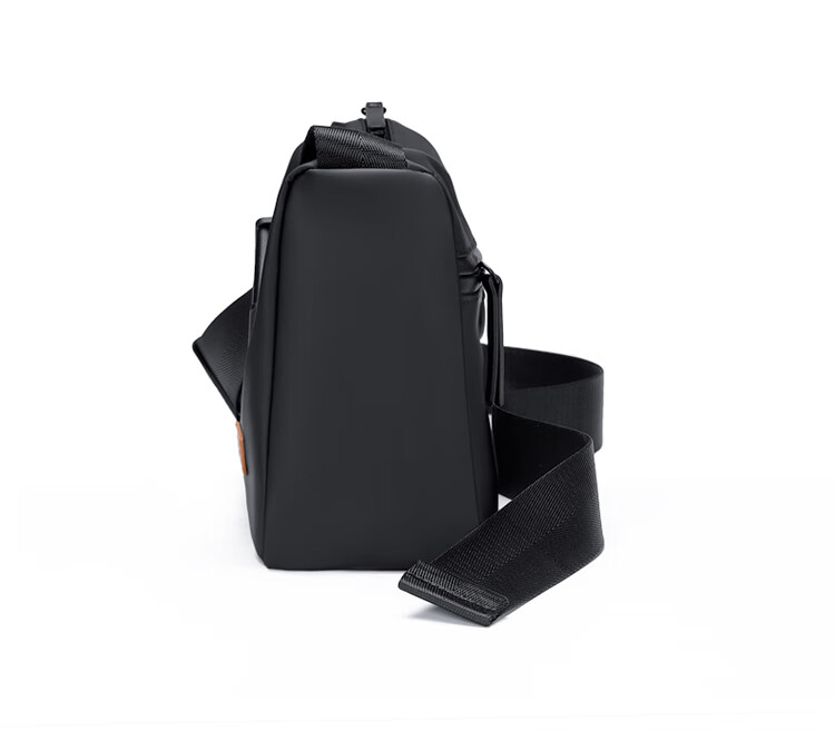 GOLF Men's Shoulder Bag Women's Lightweight Crossbody Commuter Phone Bag Casual Small Messenger iPad Pillow Bag Square Bag 10