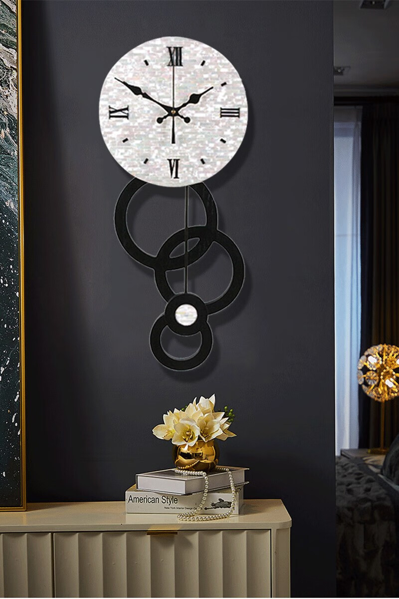 音符挂钟客厅现代简约石英钟表时尚潮流创意轻奢家用2021网红时钟
