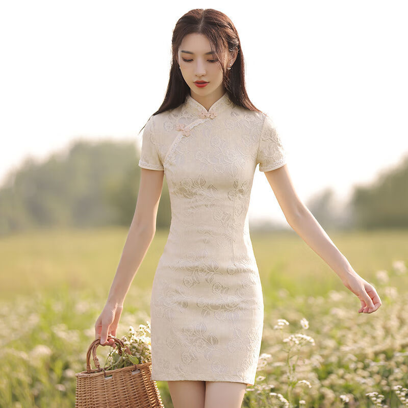 41097303dd183b10.jpg' style=