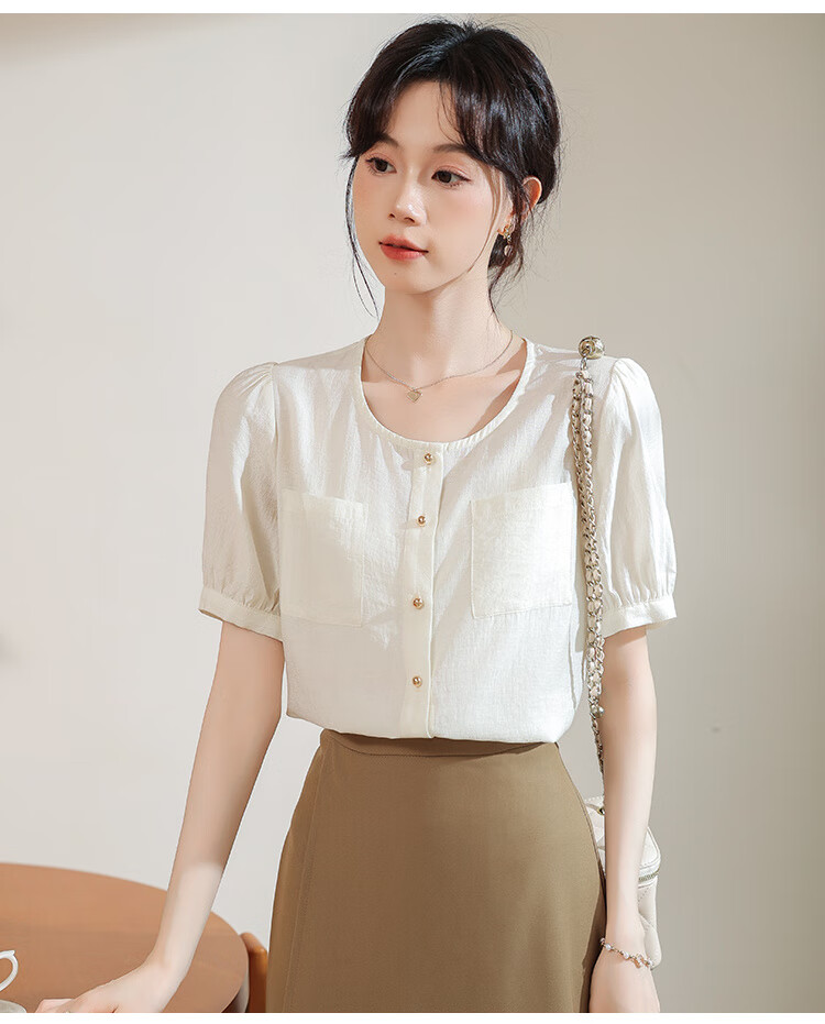 b43050980659c7a6.jpg' style=