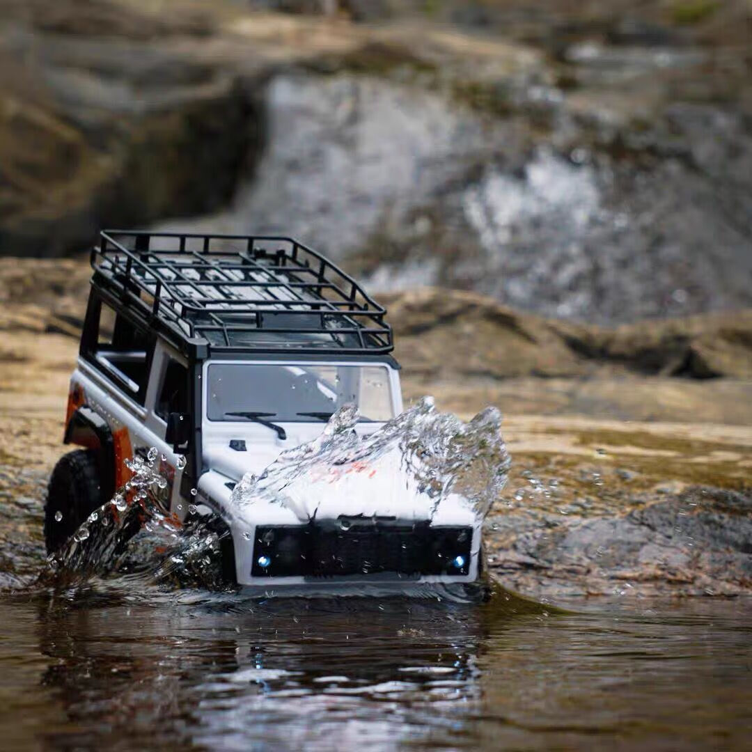 莽牛mn99s遥控车路虎卫士d90全比例仿真rc模型四驱攀爬防水越野车 fy