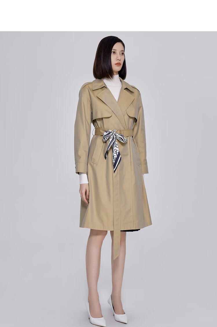 obeg欧碧倩22秋新款经典英伦风卡其色女士风衣中长款收腰光泽感外套