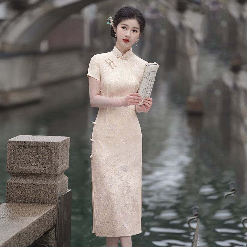 6d8b9dc05f406032.jpg' style=