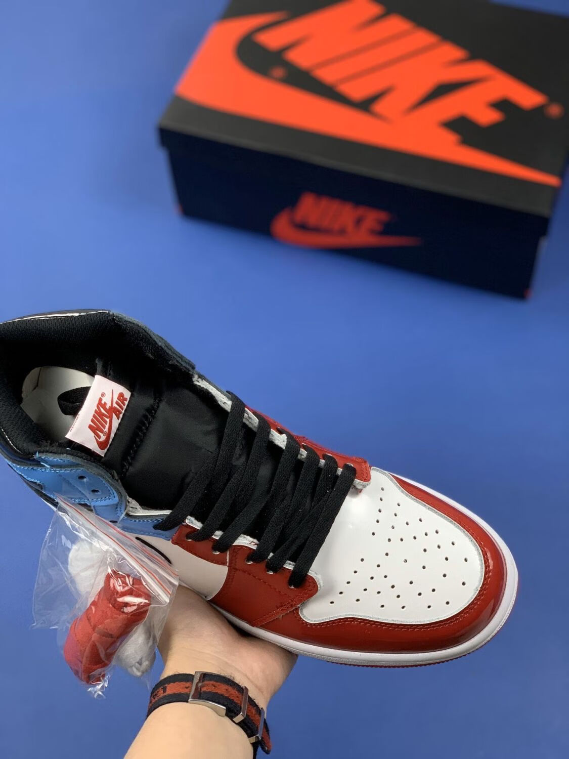 耐克nike【官方自营旗舰】air aj1 mid红蓝警灯男女鞋潮流经典篮球