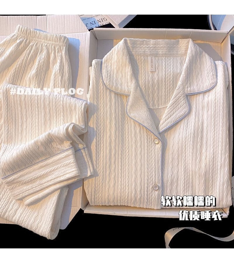 e963fb8ca579d189.jpg' style=