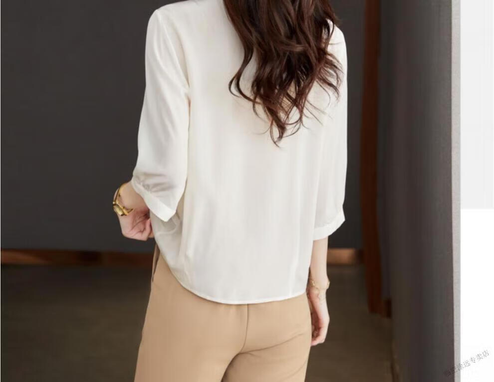 485586f8d11bc8d7.jpg' style=