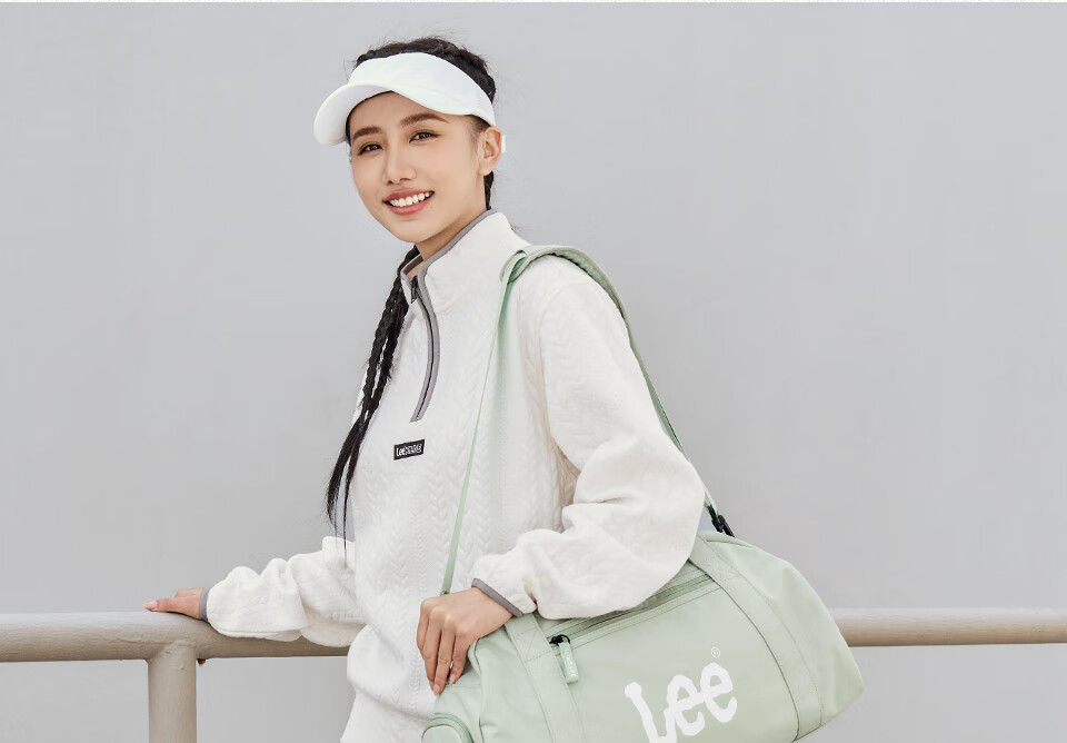 Lee Travel Bag for Women, Large Capacity, Short-Trip Business Trip Luggage Bag, Dry And Wet Separation, Sports Fitness Bag, Light Gray 4