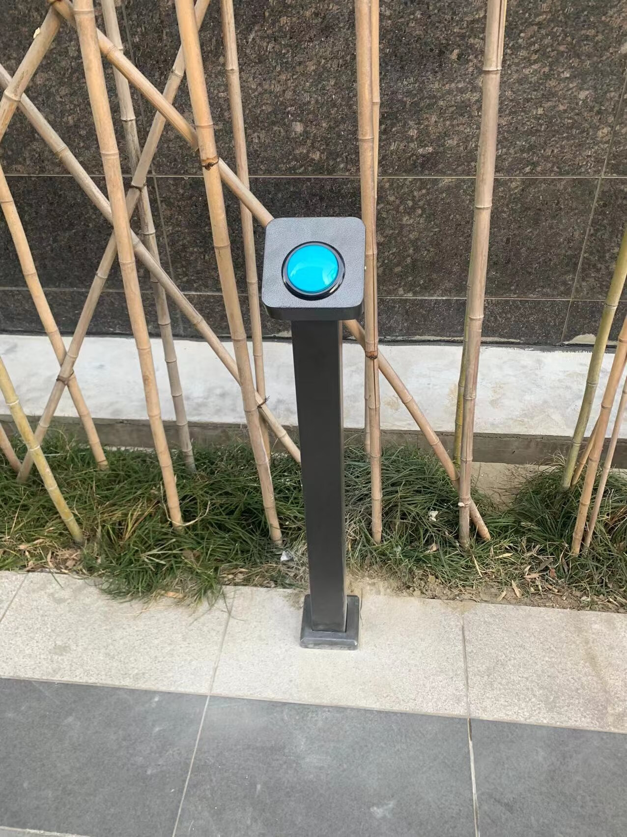 门禁开关出门按钮 室外防水按钮刷卡立柱通道刷卡机镀锌喷塑小区自动