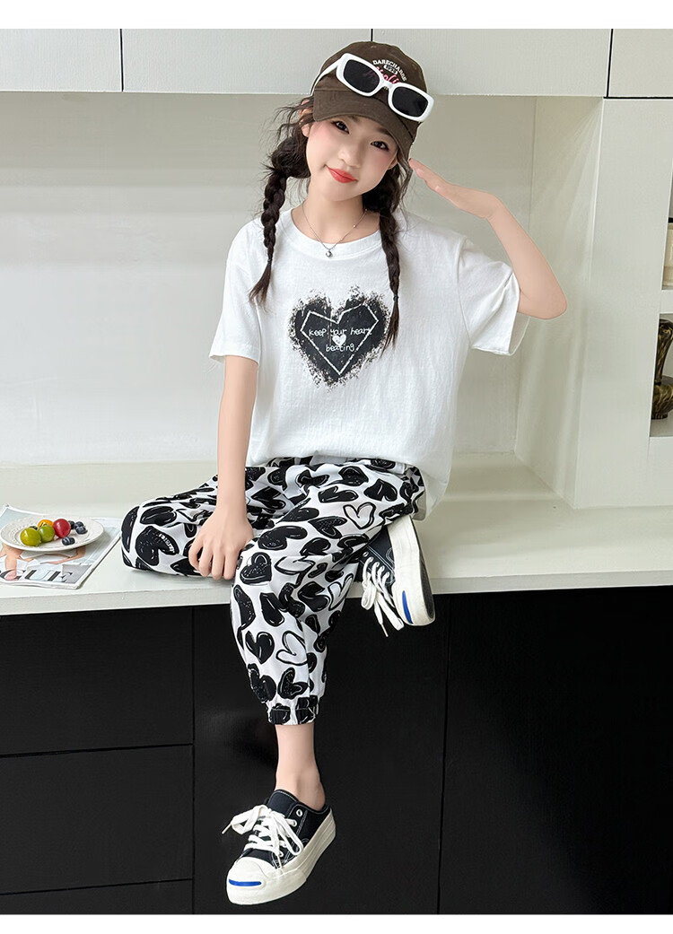 Mumuwu Girls' Summer Outfit, 2026 New Stylish Collection, Casual Short-Sleeve T-Shirt for Older Children, Two-Piece Summer Wear for Kids 9