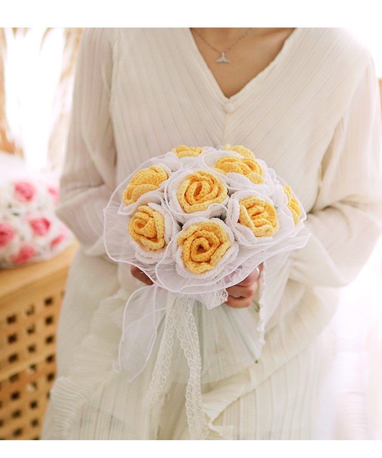 新娘手捧花毛线手工编织玫瑰花束假花仿真花拍摄道具订婚领证送人