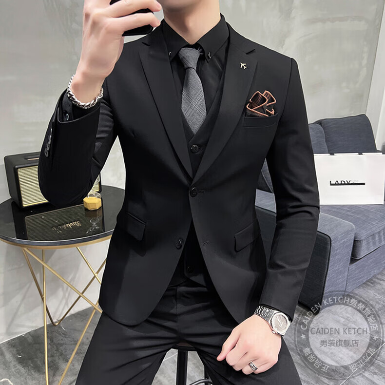 9c3e9570652fcaf7.jpg
