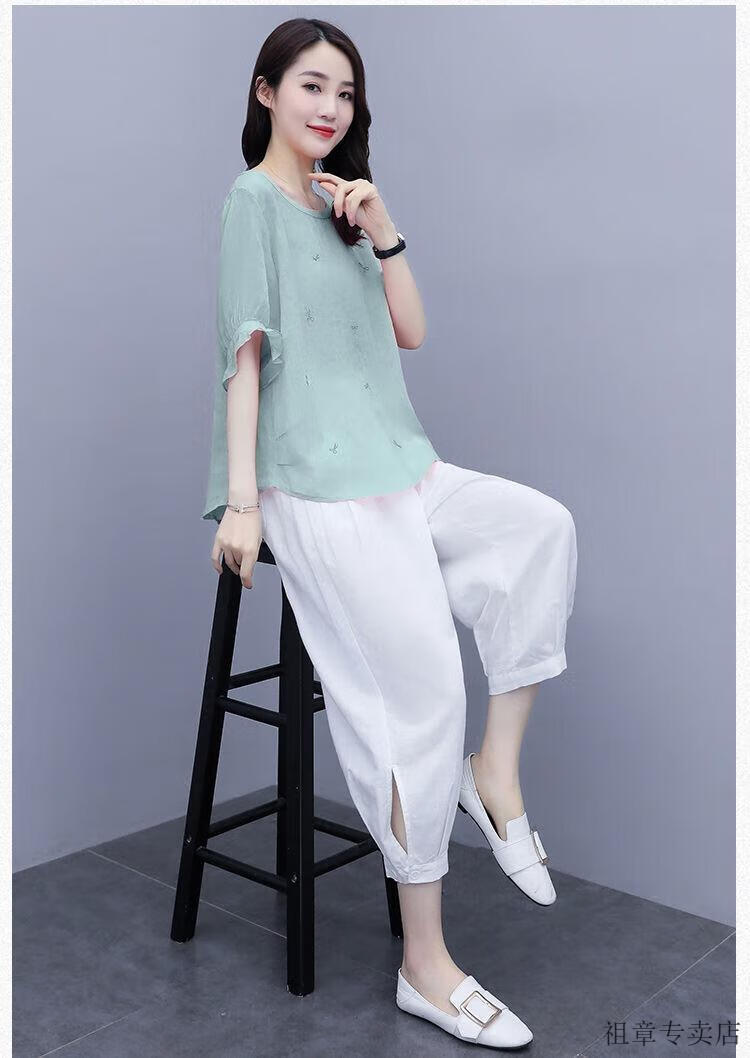 9c46b47ab302956d.jpg' style=