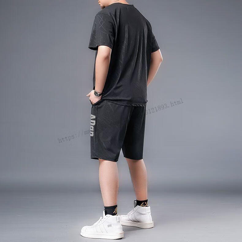 ef464a48e7d93d38.jpg' style=