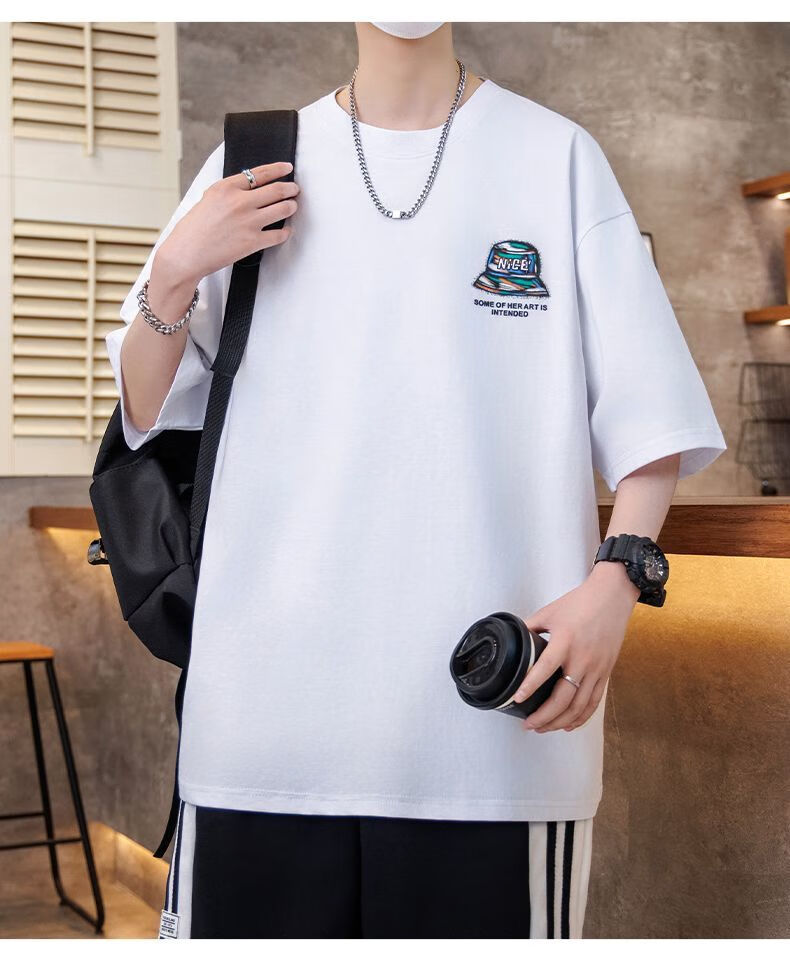 ee7565a8f73387fb.jpg' style=
