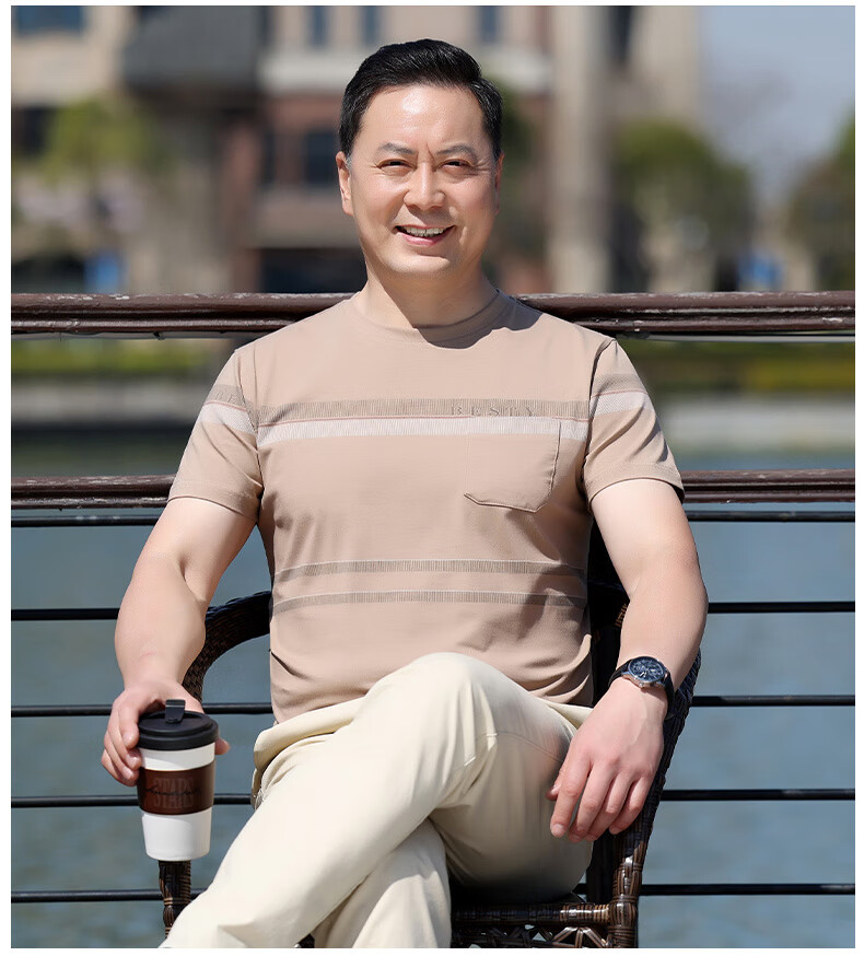f634b8733f6fd829.jpg' style=