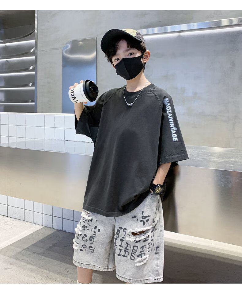 6882b4eeae02ff81.jpg' style=