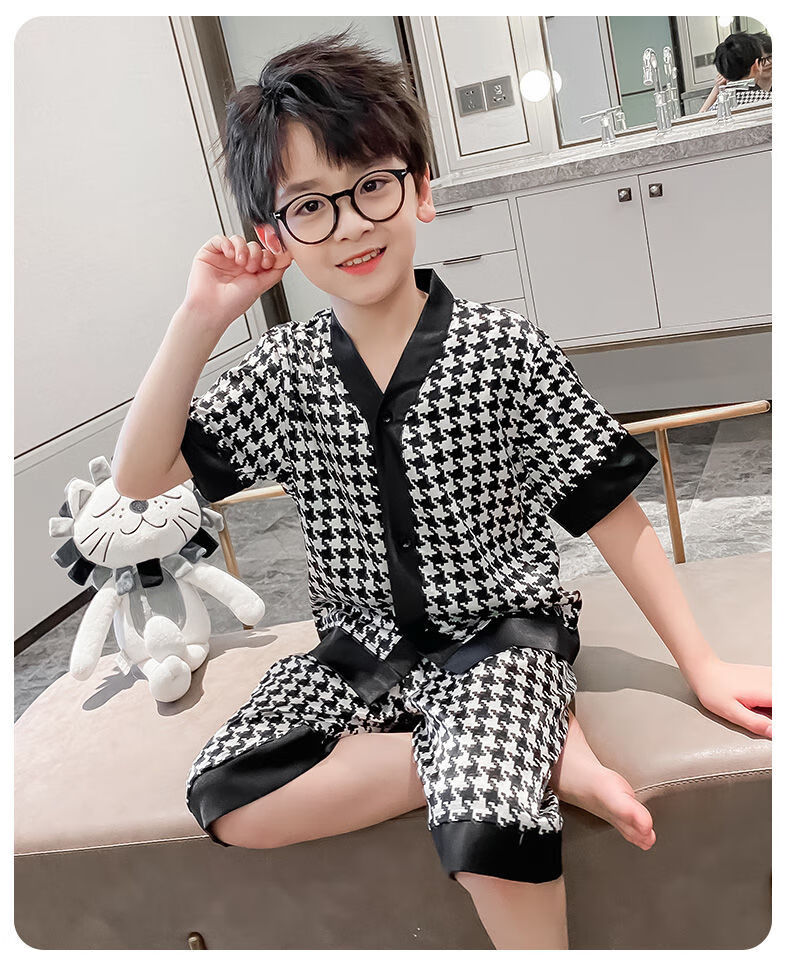 f898ad8f0239cda8.jpg' style=