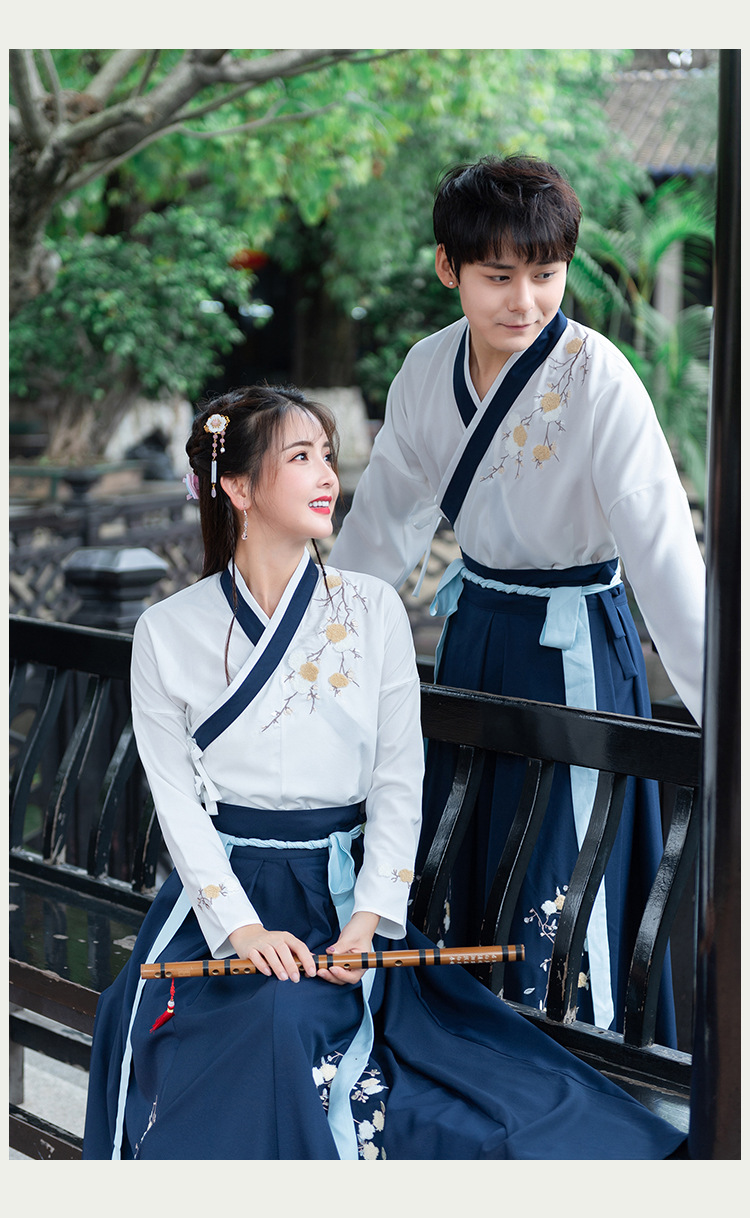 翠岩中国风学生日常写真文艺演出服传统中国风传统日常汉服女古风重工