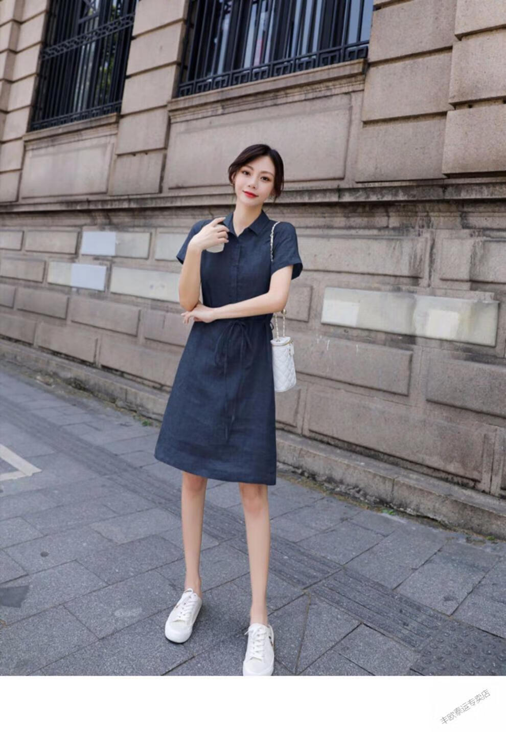 2b15d3c9827afed0.jpg' style=