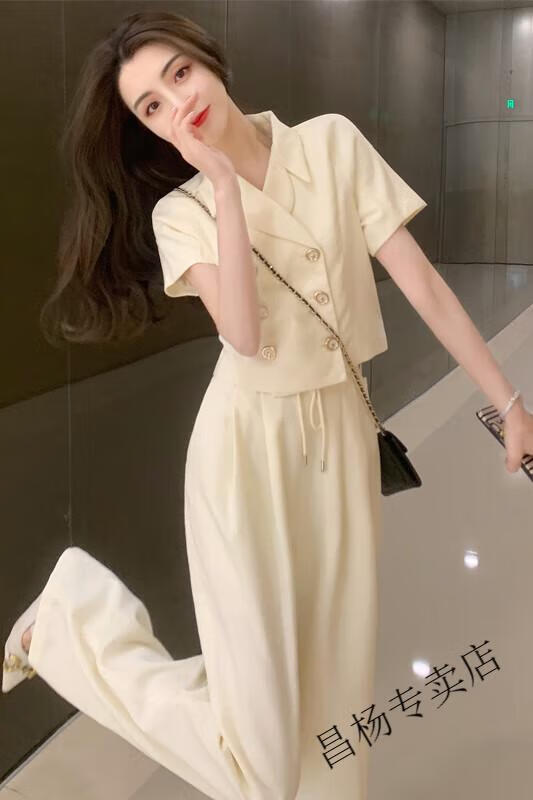 01bdd15bd613fcef.jpg' style=