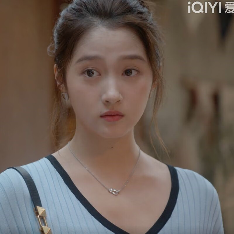 二十不惑2同款项链 二十不惑2关晓彤梁爽同款项链精致马蹄镶钻锁骨链