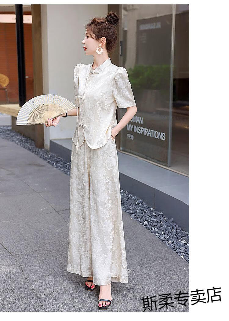 05f55d1a5b7f544e.jpg' style=