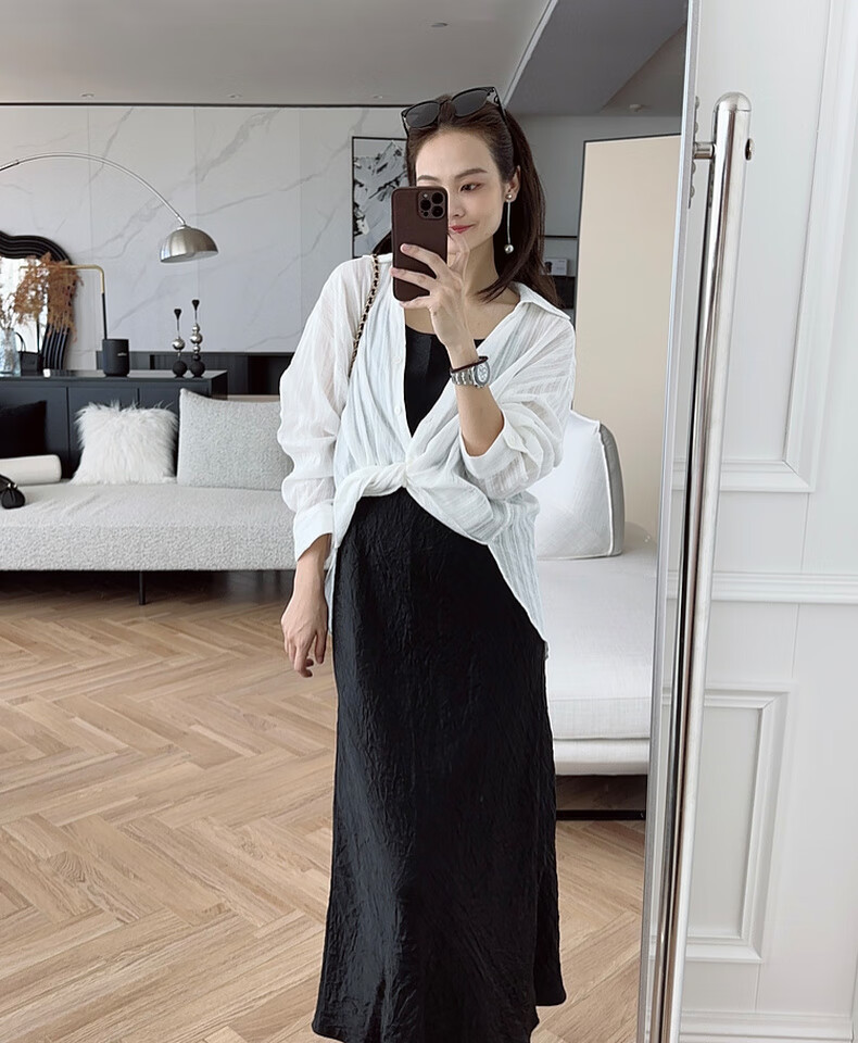 MEIYANG Hepburn Prequel Acetate Spaghetti Strap Dress, Light Luxury Satin Thin Strap Commuter Dress, Black Extended Version, Size S 17
