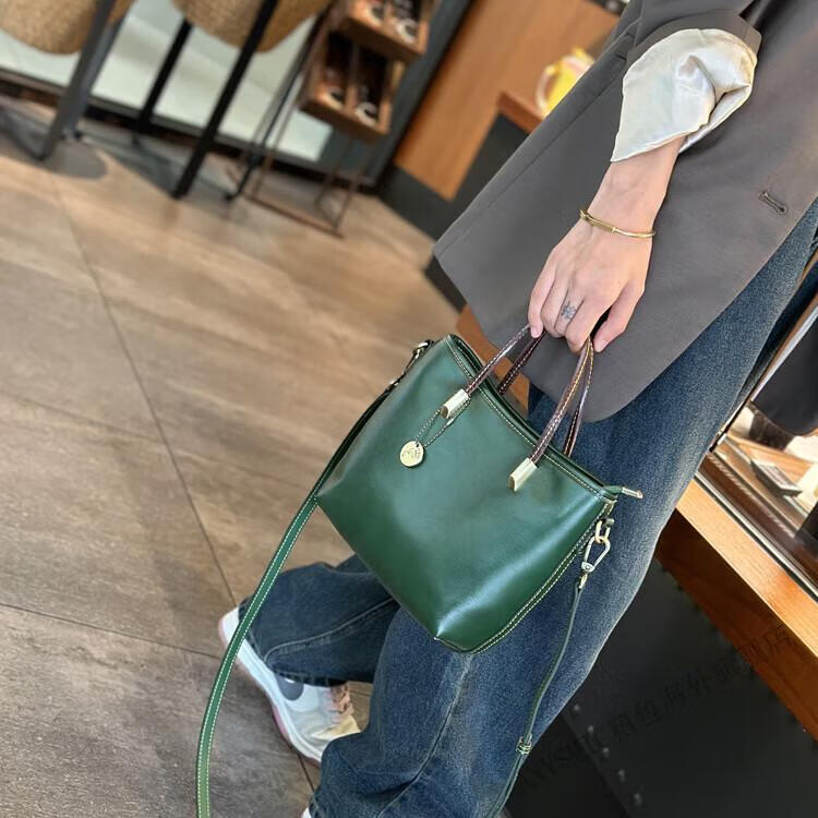 5562d2b5eae5737f.jpg