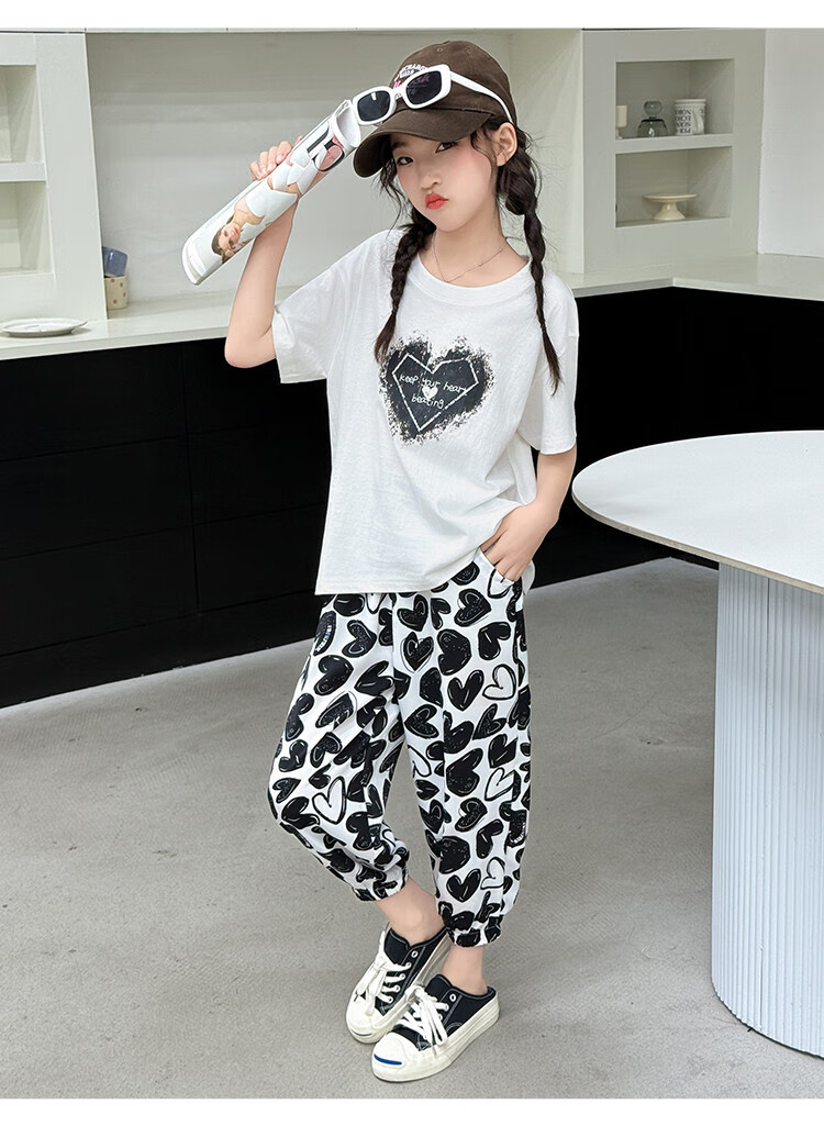 Mumuwu Girls' Summer Outfit, 2026 New Stylish Collection, Casual Short-Sleeve T-Shirt for Older Children, Two-Piece Summer Wear for Kids 7