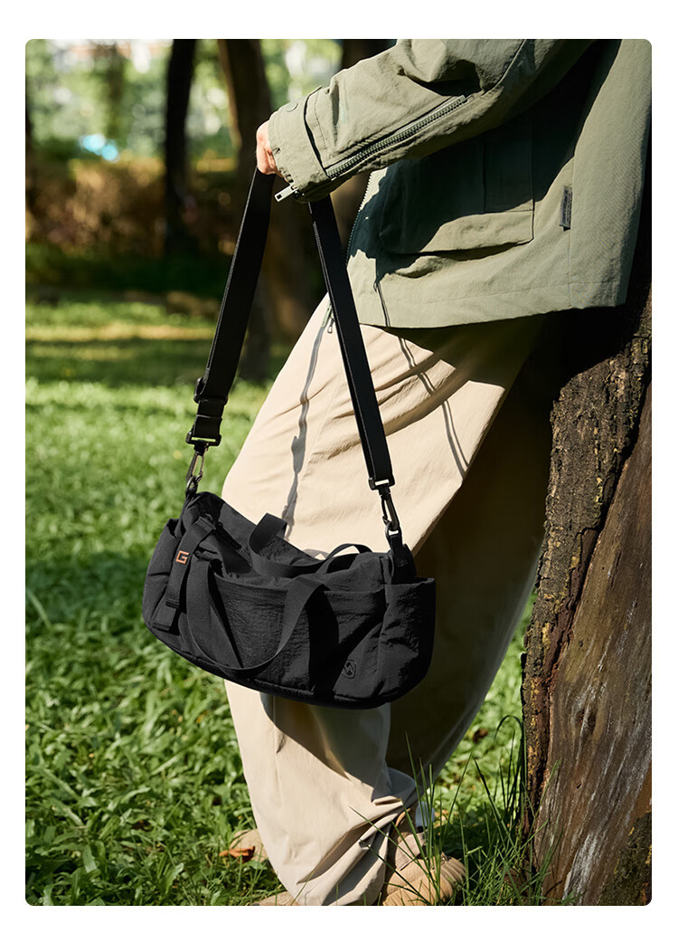 GOLF Shoulder Crossbody Bag for Women, Outdoor Casual Handbag, Versatile Commuter Tote Bag, Canvas Bag, Birthday Gift for Wome 4