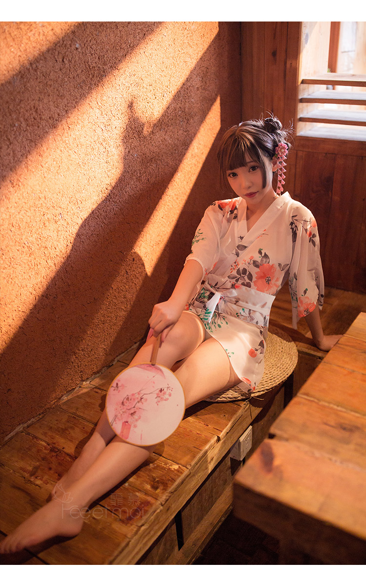 霏慕 开襟低领印花和服7055制服诱惑 角色扮演 夫妻 女用开襟低领印花