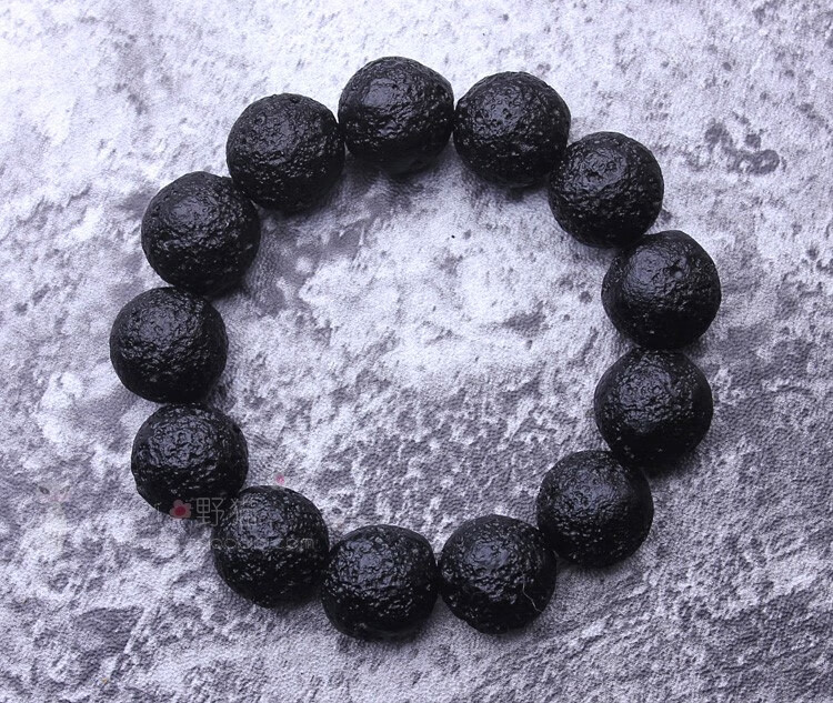 【官方旗舰】冠莎泰国雷公墨陨石手链宇宙矿物原石手串黑陨手持随形