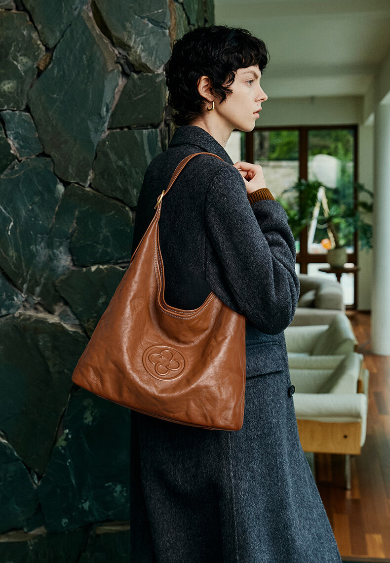 CASSILE [Celebrity Style] Cassile Tote Bag for Women, Vegetable-Tanned Leather, Large Capacity Hobo Bag, 520 Gift 20