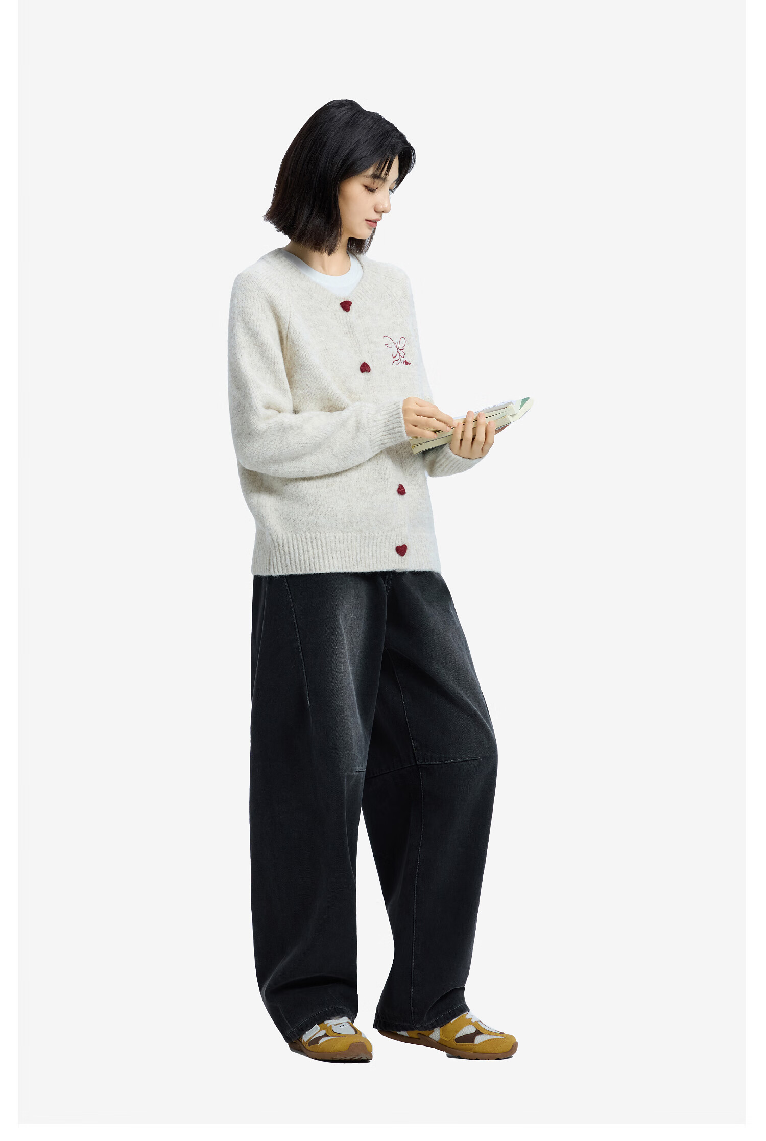 Meters Bonwe Women's Sweater 2025 Winter New Casual Color-Block Button Cardigan Soft Comfortable Top 5