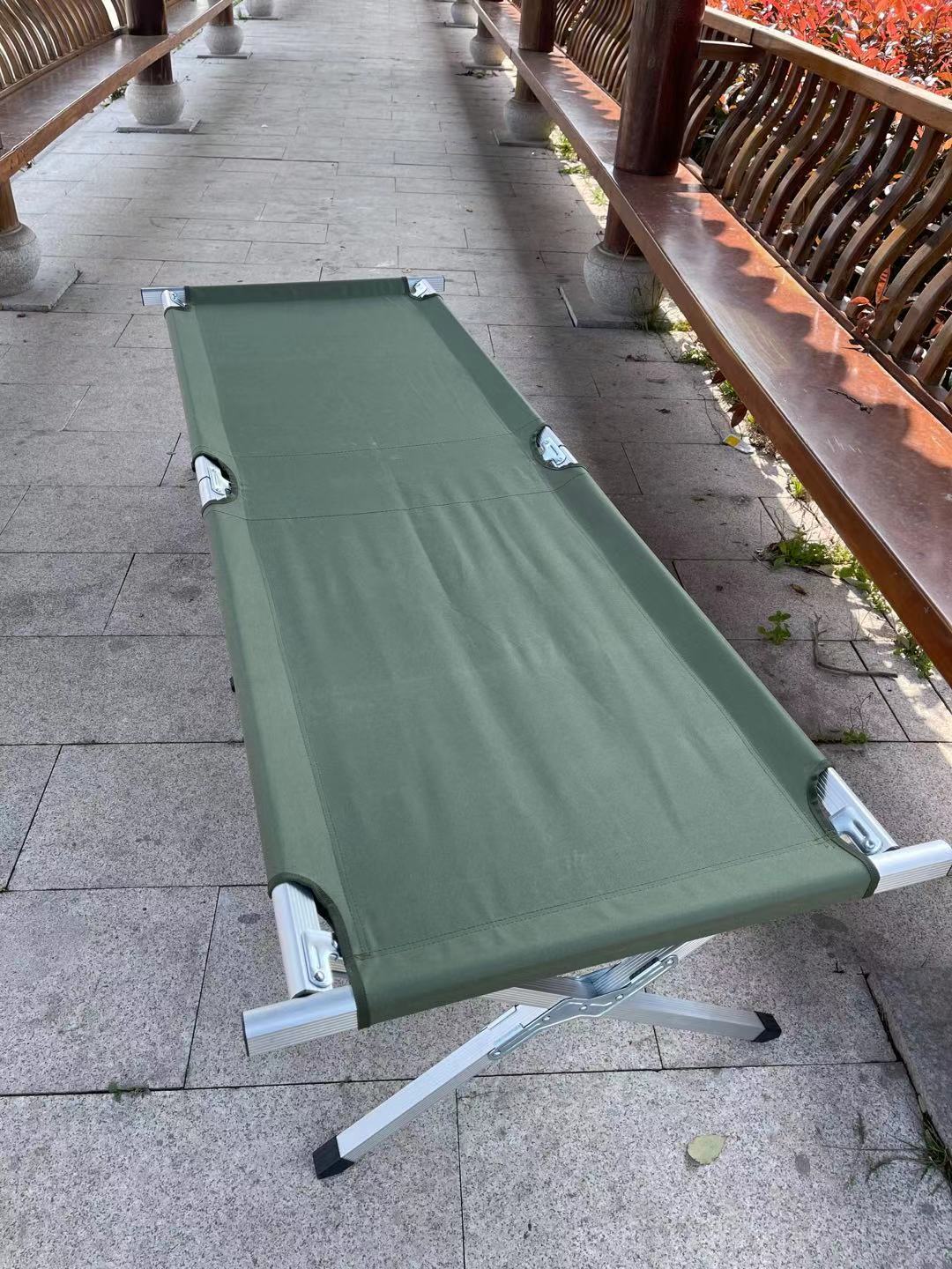 行军床户外单人折叠床午休便携军绿折叠露营床军绿陪护床迷彩色全铝管